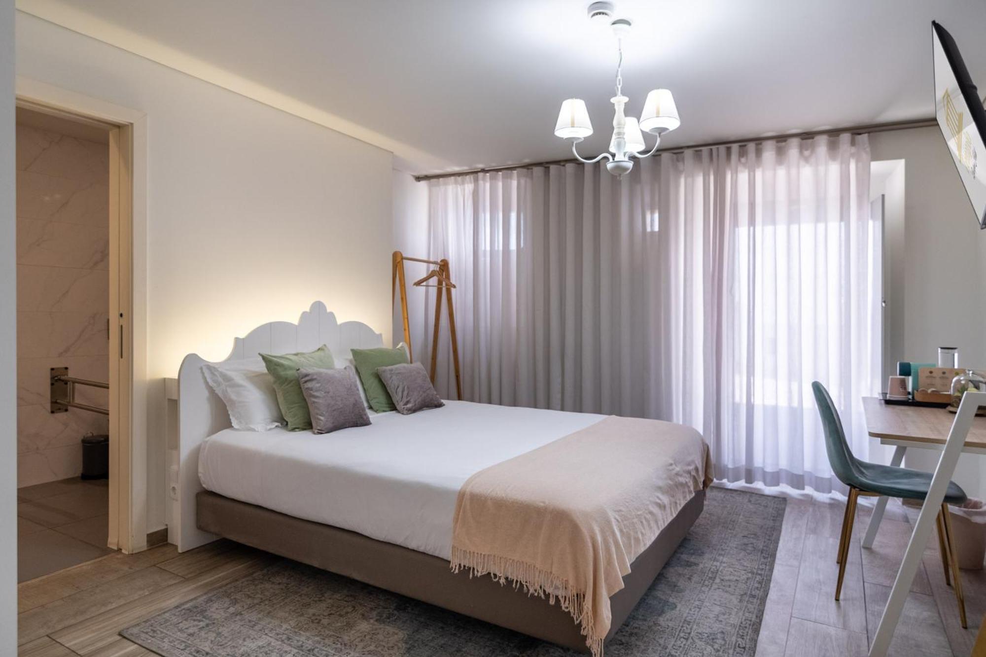 Budget Double Room,1508203381:JPEG